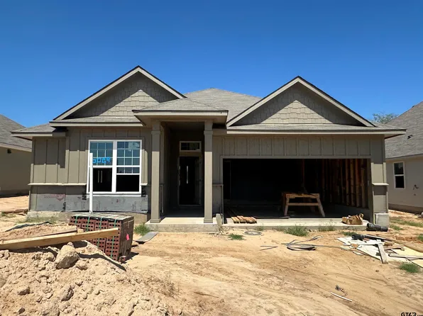 16029 Sir Barton Dr, Lindale, TX 75771