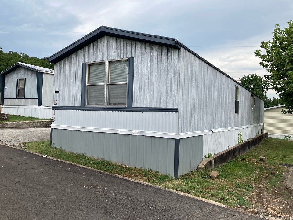 2nd image of 2575 W Martin Luther King Blvd Lot E18