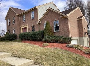 2600 Royal Ct, Burlington, KY 41005