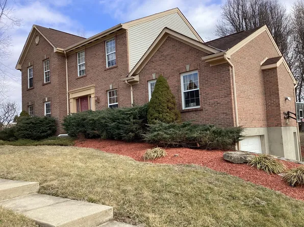 2600 Royal Ct, Burlington, KY 41005