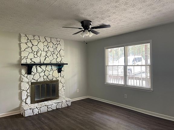 5th image of 1326 Candlelite Ln