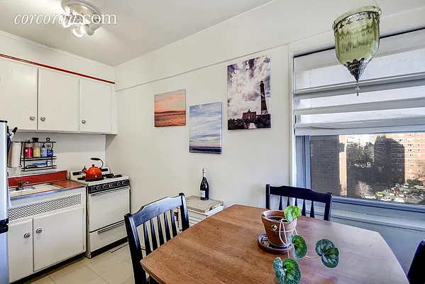 Sold by Corcoran | media 6