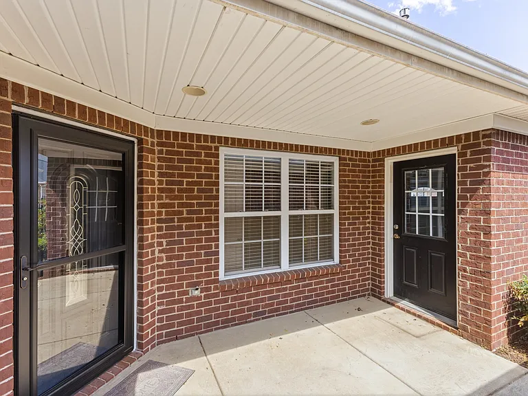 395 Devon Chase Hl #1004 — Photo 5
