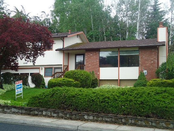 2nd image of 1105 SE Sunnymead Way