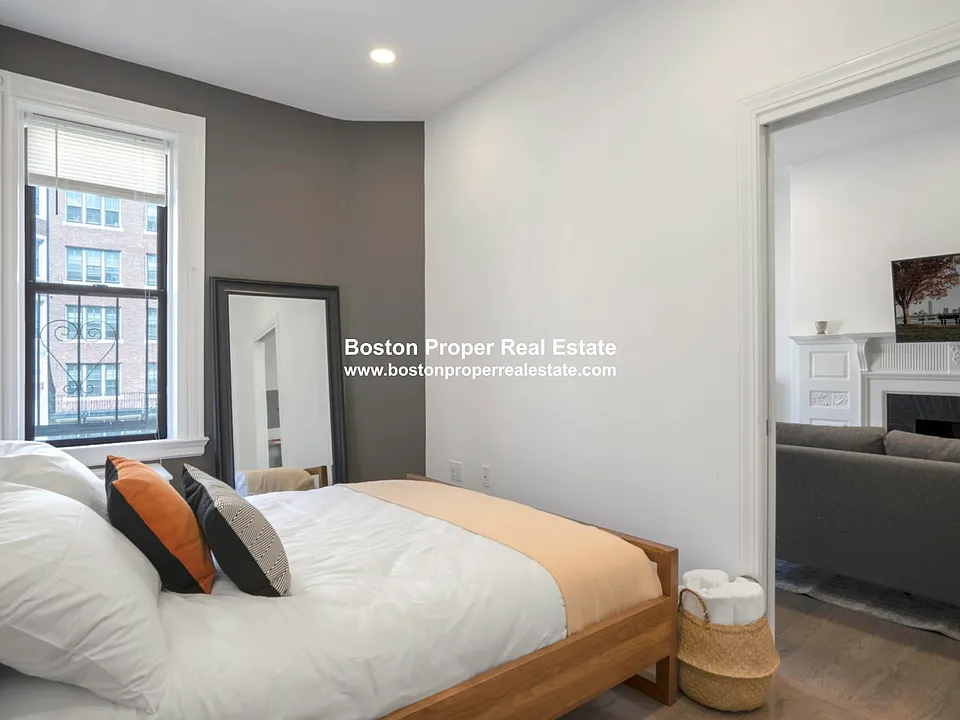 503 Beacon St #10
