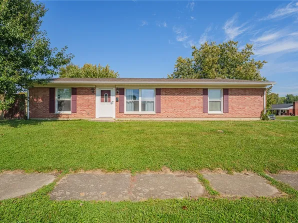27 Adolpha Ave, New Lebanon, OH 45345