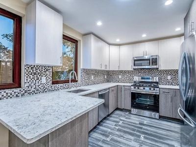 3813 Neptune Ave FLOOR 3, Brooklyn, NY, 11224