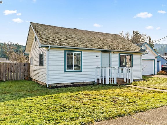 3rd image of 910 S 10th St