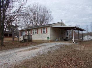 170 Madden St, Camden, TN 38320