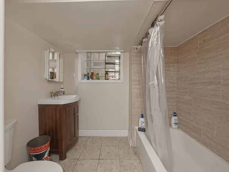 3712 N Racine Ave #1 — Photo 11