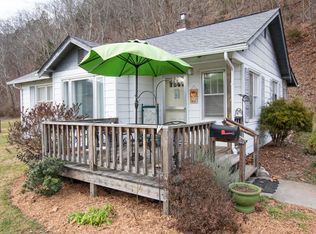 887 Bunker Hill Rd, Bluff City, TN 37618