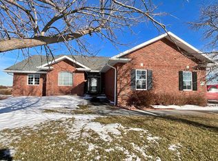 8383 S Sagebrush Rd, North Platte, NE 69101