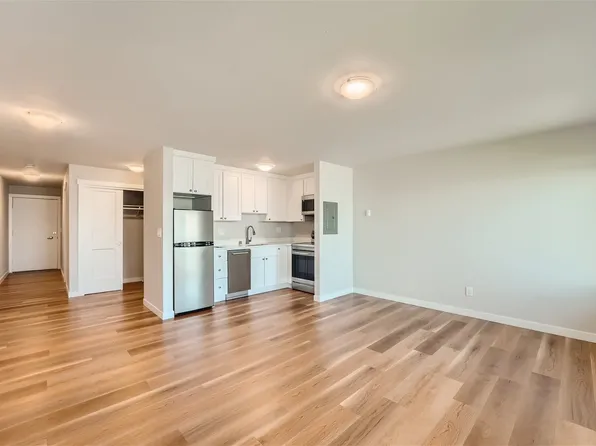 Anne Vista Apartments