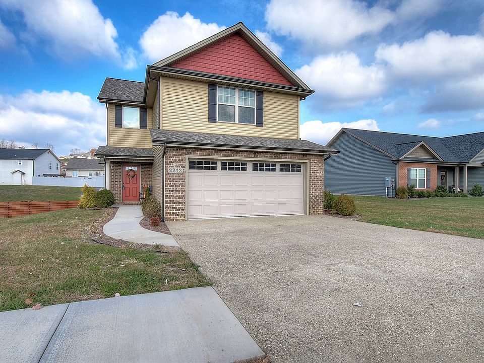 1st image of 2242 Meadow Creek Ln