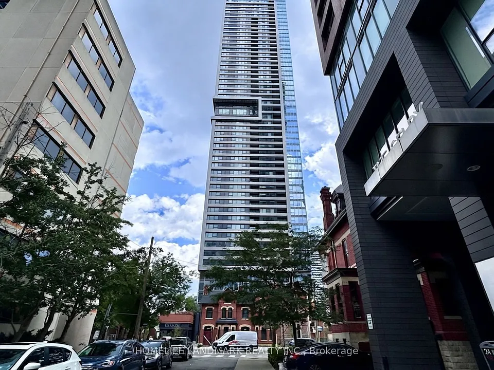 609 Sherbourne St #2203