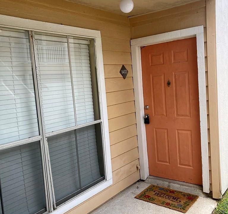 1st image of 3506 Cove View Blvd APT 1407