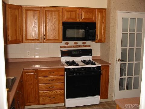 4th image of 14 Duffin Ave