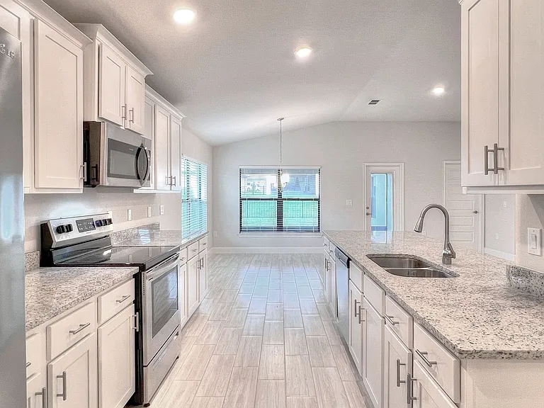 5080 Tennessee Lake Dr — Photo 12