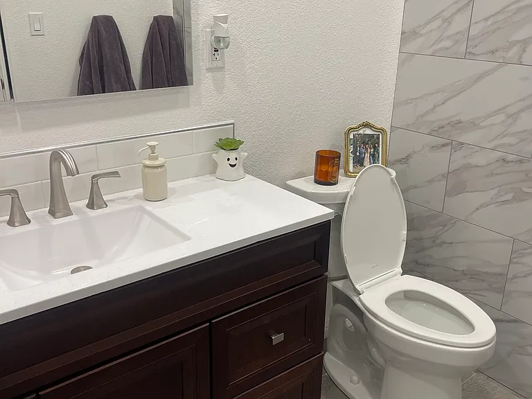 105 Hollywood Ave — Photo 10