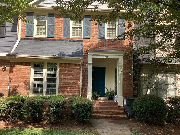 1924 Ivy Glen Dr SE, Smyrna, GA 30082