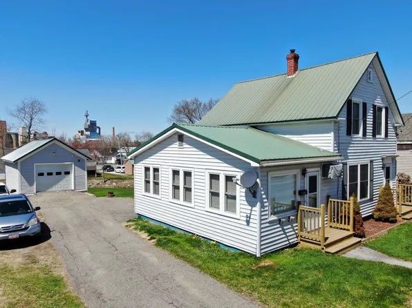 108 Main Street, Lincoln, ME 04457