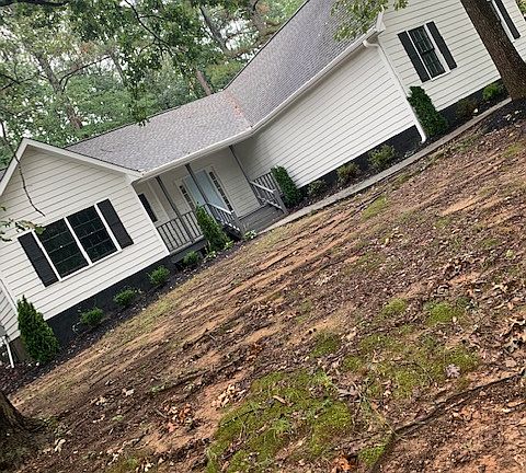 2nd image of 1921 Shady Creek Ln