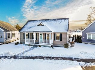 15 Lacosta Dr, Old Orchard Beach, ME 04064