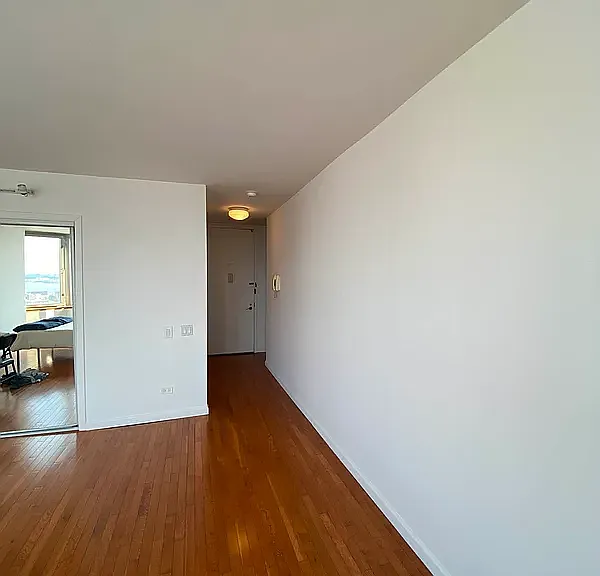 500 W 43rd St #24G — Photo 5