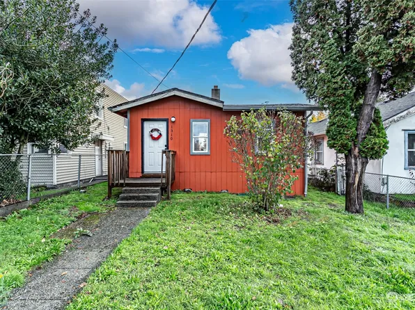 1310 Warren Avenue, Bremerton, WA 98337