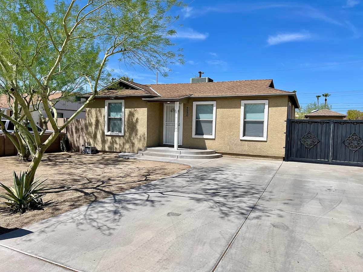 Building Photo - 4530 N 8th St #1