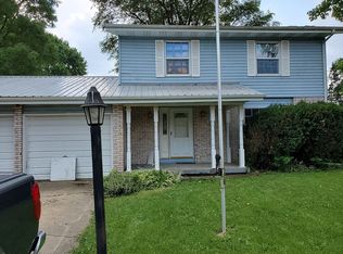 2105 Barnes St, Urbana, IL 61802