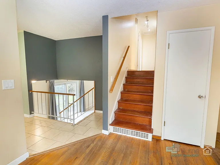 9610 SW Washington Pl — Photo 18