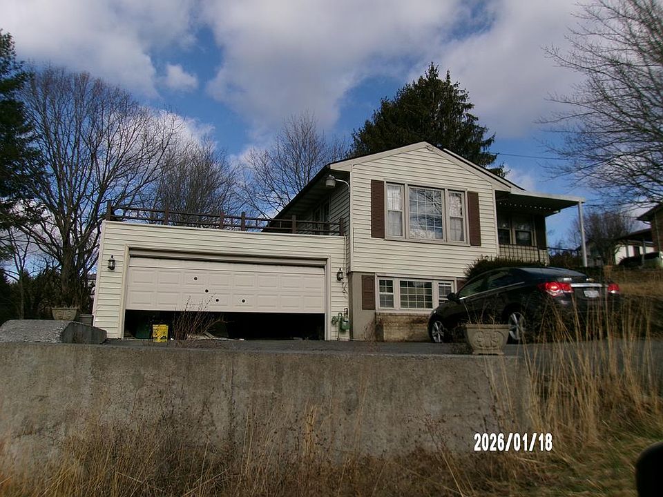 1st image of 2000 Whitethorn Street Ext