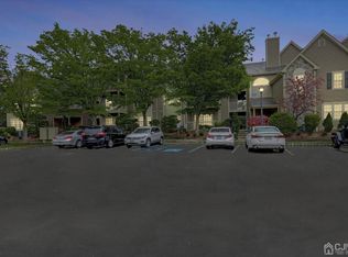 376 Carhart Ct, East Brunswick, NJ 08816