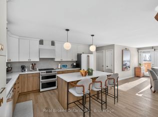 597 Lafontaine Rd W, Tiny, ON L9M 0L6