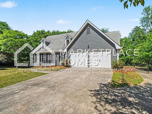 3rd image of 190 Willow Glenn Dr