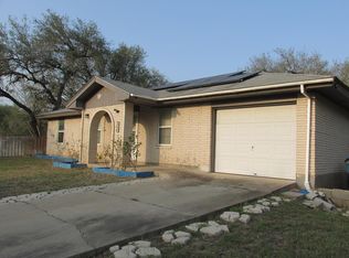 4300 Louise Dr, Beeville, TX 78102