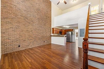 1st image of 407 S Roan St #308