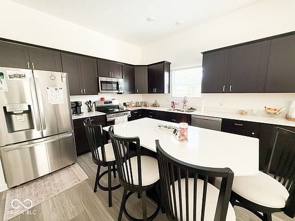 4th image of 4282 Sedgewick Ct