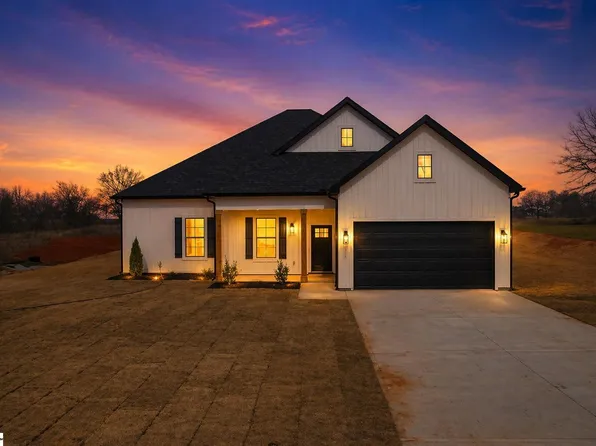 419 Griffin Rd, Piedmont, SC 29673