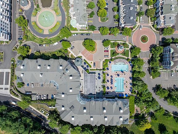 4th image of 3312 Leeward Dr