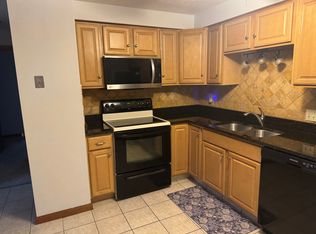 17 Spicer St #8, Providence, RI 02904