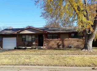 1012 N Compton St, Wichita, KS 67212