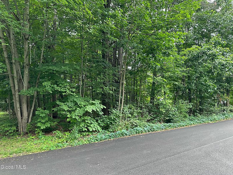 4th image of L28 Carl Avenue