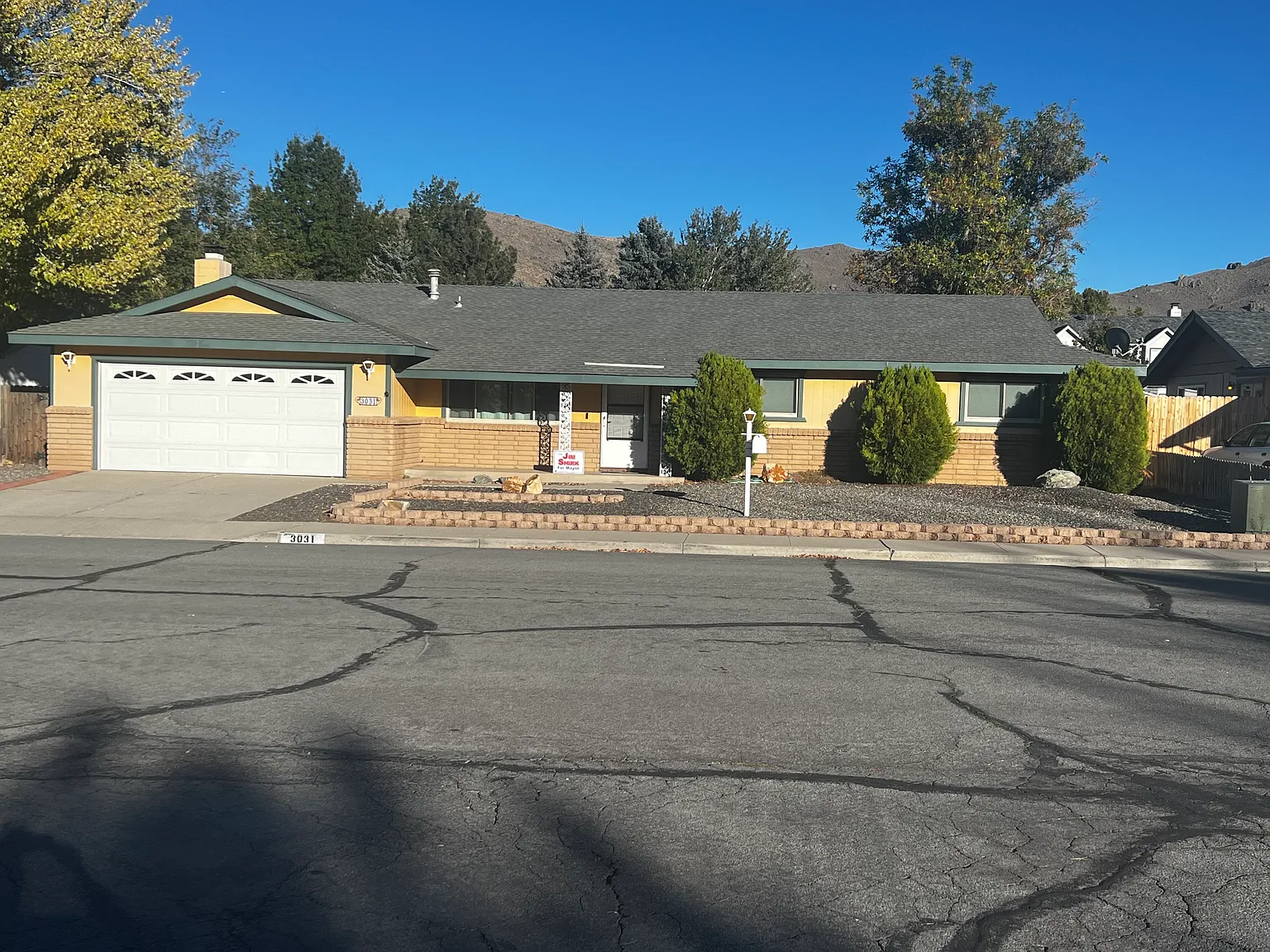 3031 Kitchen Dr photo 1
