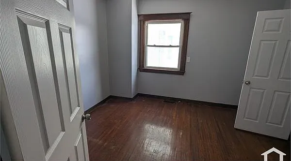 581 Grand Ave #1 — Photo 6