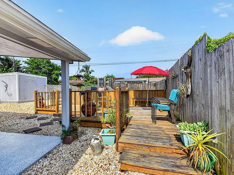 318 Glen Arbor Ter — Photo 18