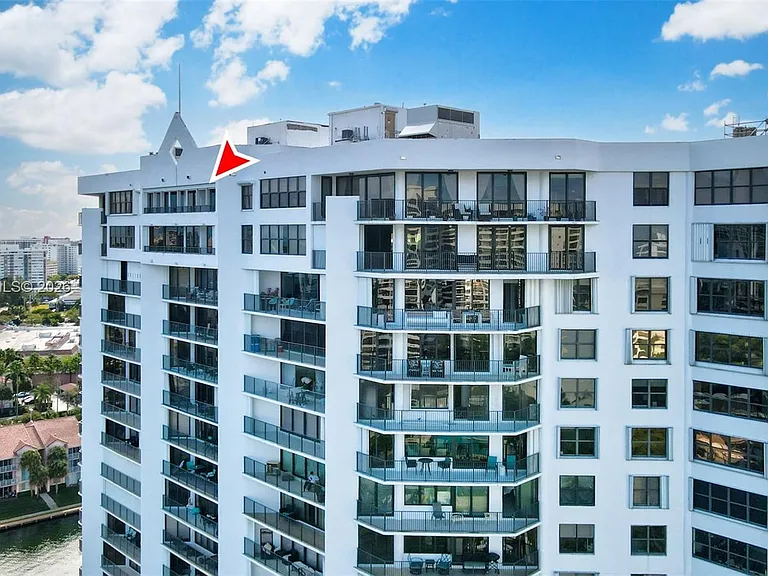 300 Three Islands Blvd #Penthouse 3A — Photo 51