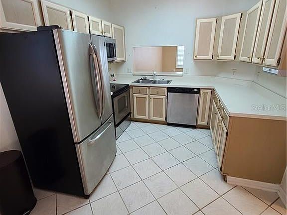 5th image of 3006 Cottage Grove Ct #1811