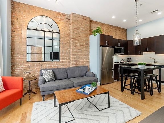 5th image of 750 E 4th St #2